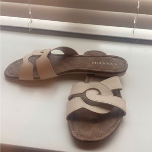 Coach Sandals Size 8.5. New Never Worn